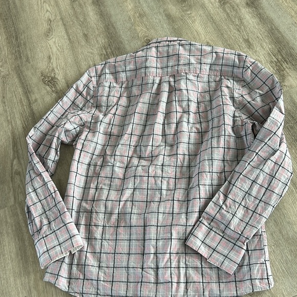 Large Vince Camuto ButtonDown Pink Plaid Shirt - Picture 6 of 6
